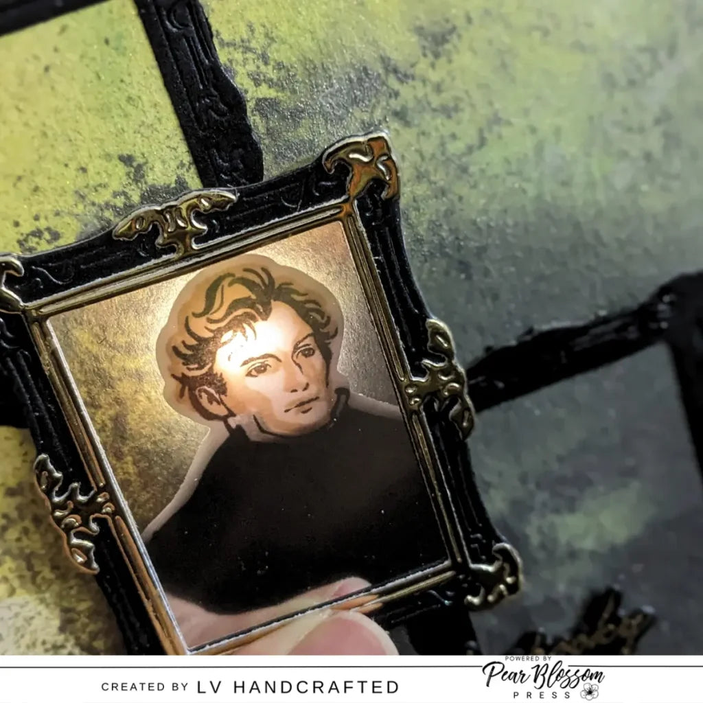 A Spooky Mirror Reveal